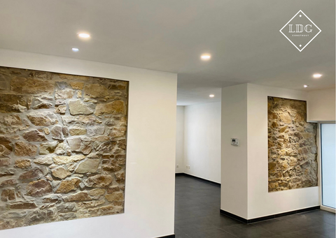 Réalisation d'un plafond : structure, enduisage et peinture 