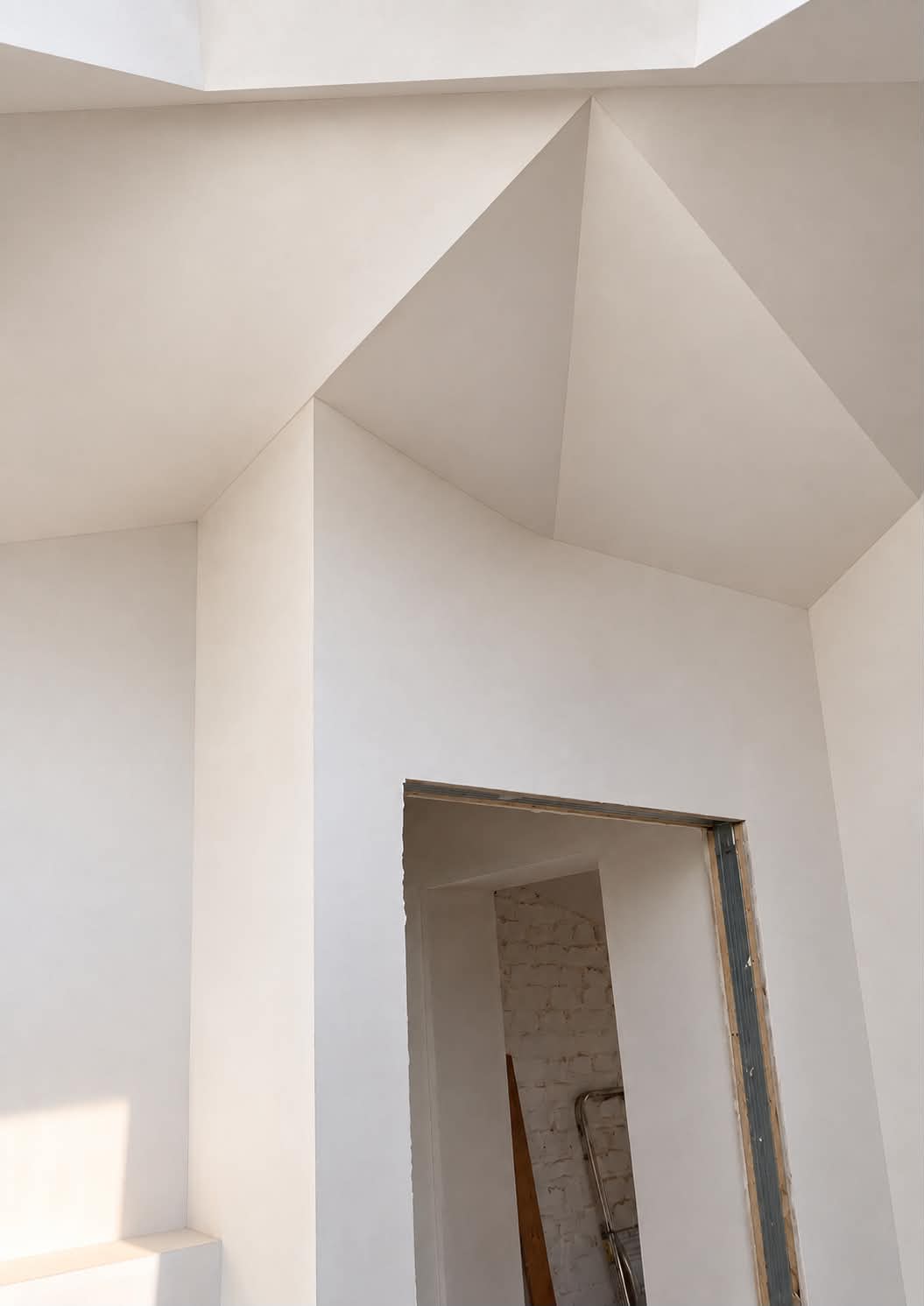 Pans de toiture plaqués et enduits, première vue